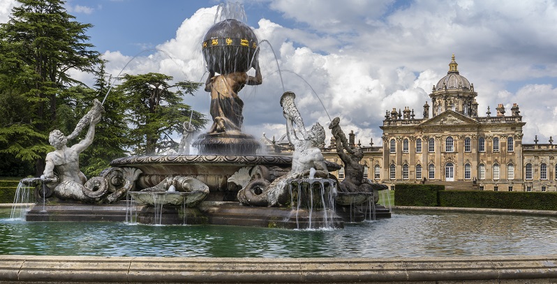 Fountain at Castle Howard photography by Heritage Photographic