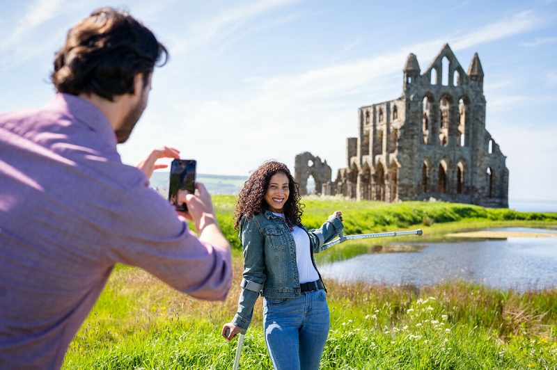 Whitby Abbey (c) Visit Britain/Peter Kindersley